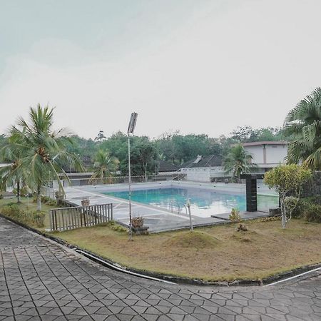 Reddoorz Premium @ Jalan Pal 10 Jambi Hotell Exteriör bild